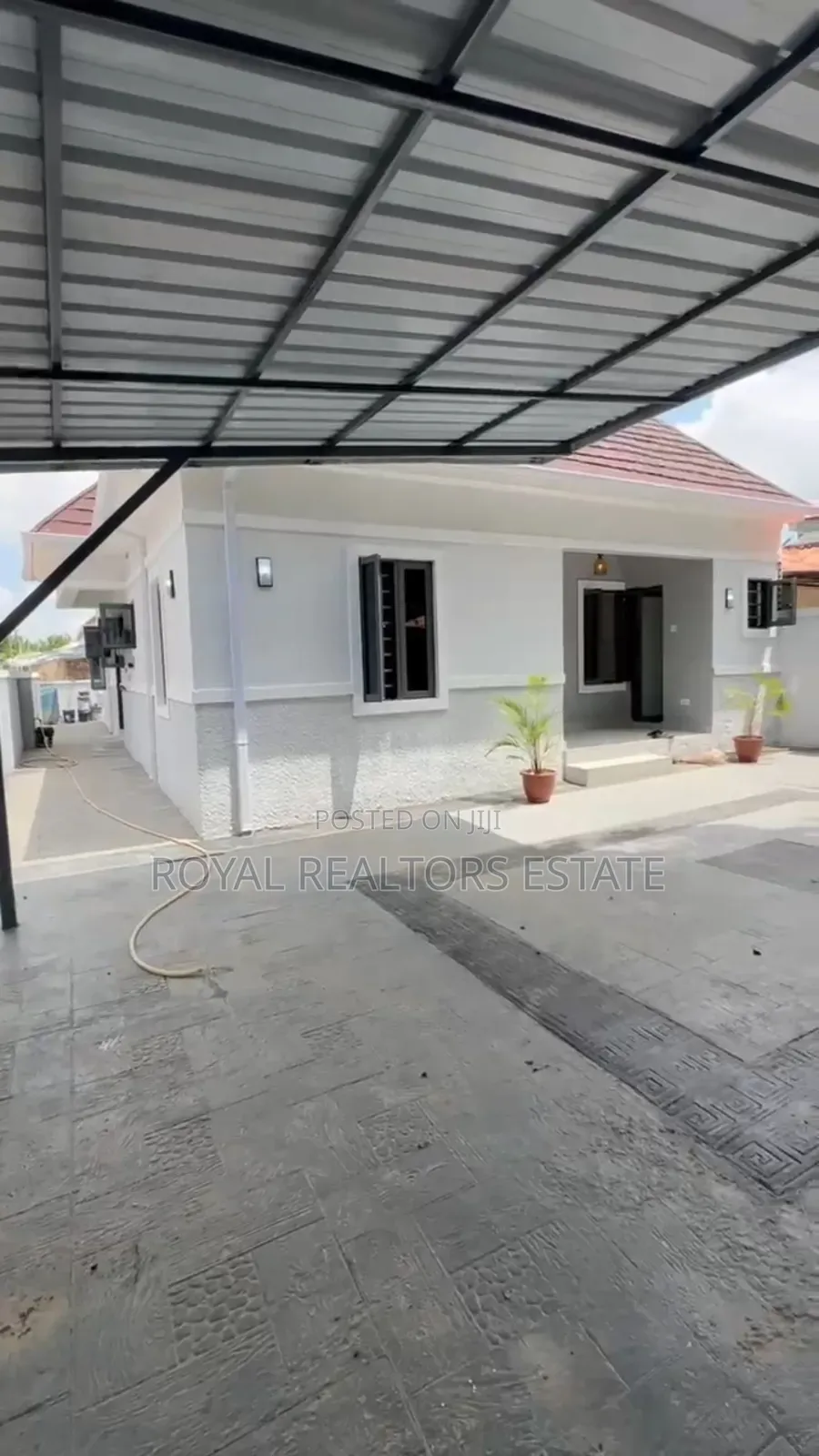 3bdrm Bungalow in Citec Estate, Mbora for sale