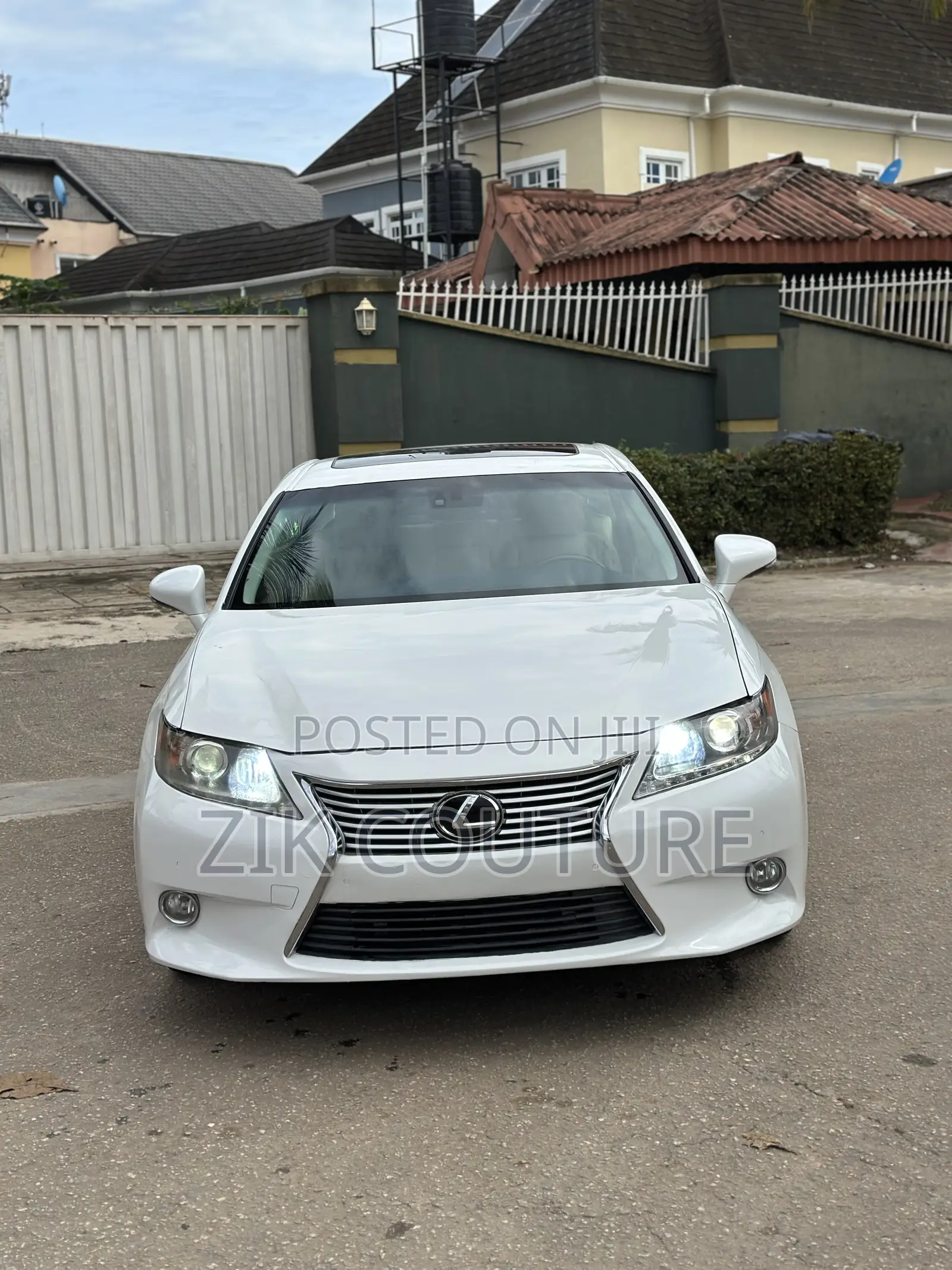 Lexus ES 2013 White