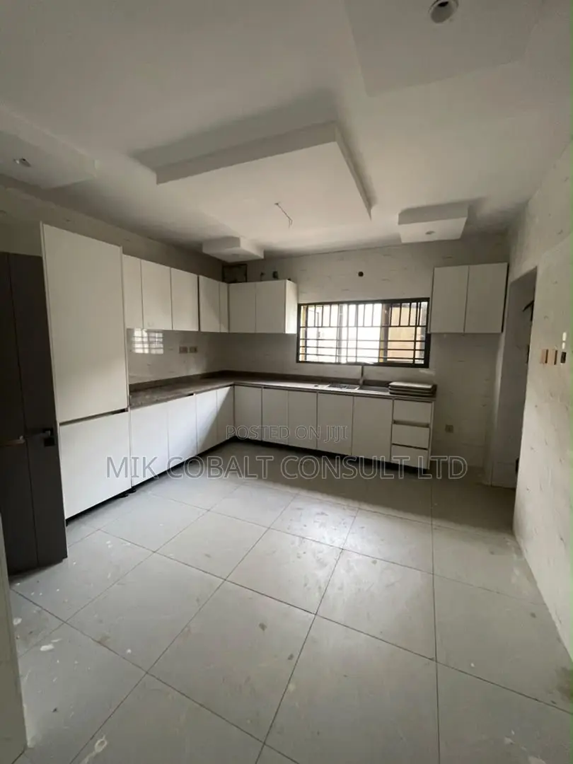 4bdrm Townhouse / Terrace in By Nicon, Katampe (Main) for rent