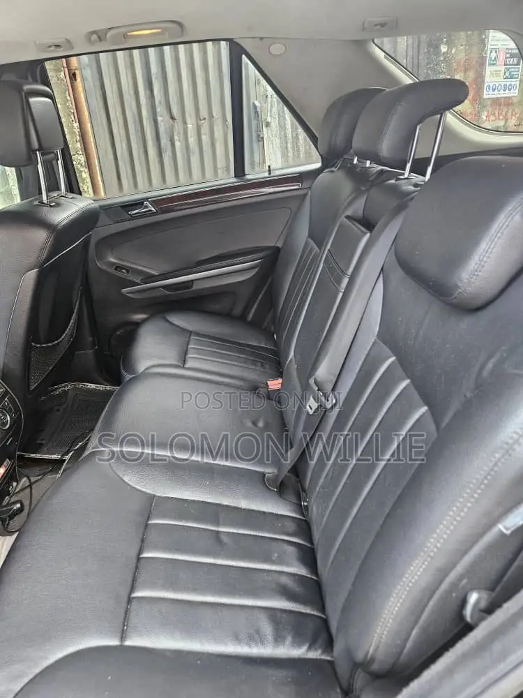 Mercedes-Benz M Class ML 350 AWD 4Matic (3.5L V6 7A) 2006 Black