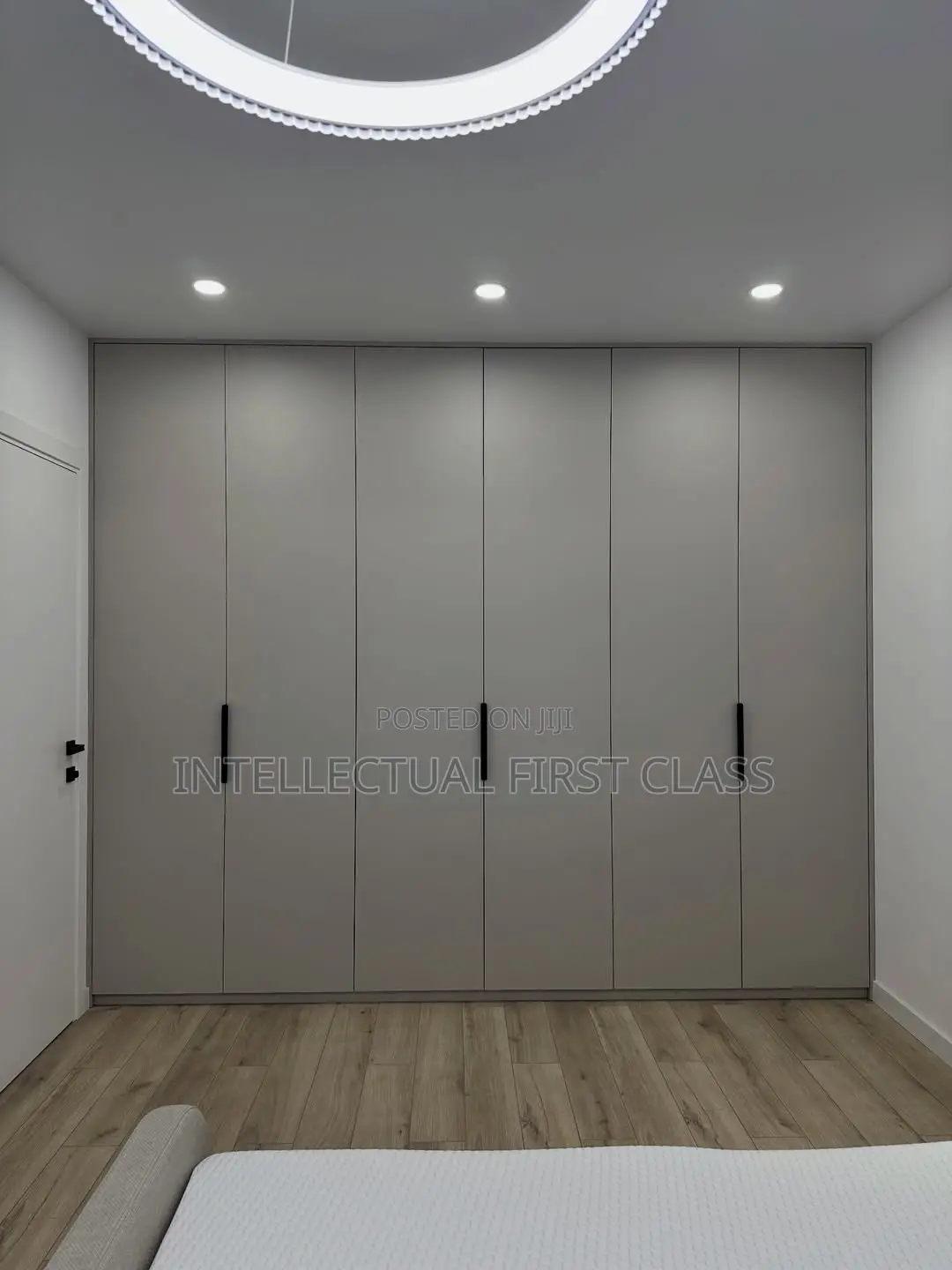 Set of Wardrobe