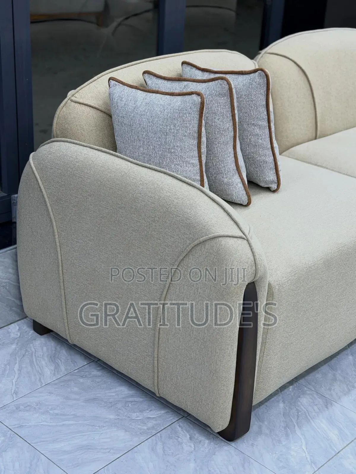 Luxury Sofa Sets 7 Seaters
