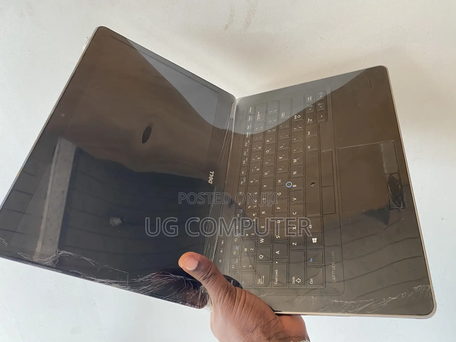 New Laptop Dell Latitude 7440 8GB Intel Core i5 SSD 256GB