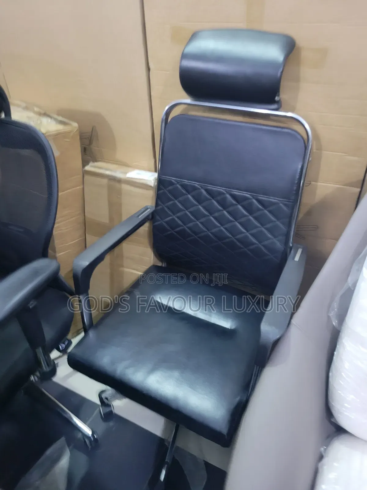 Ergonomic Office Leather Chair.