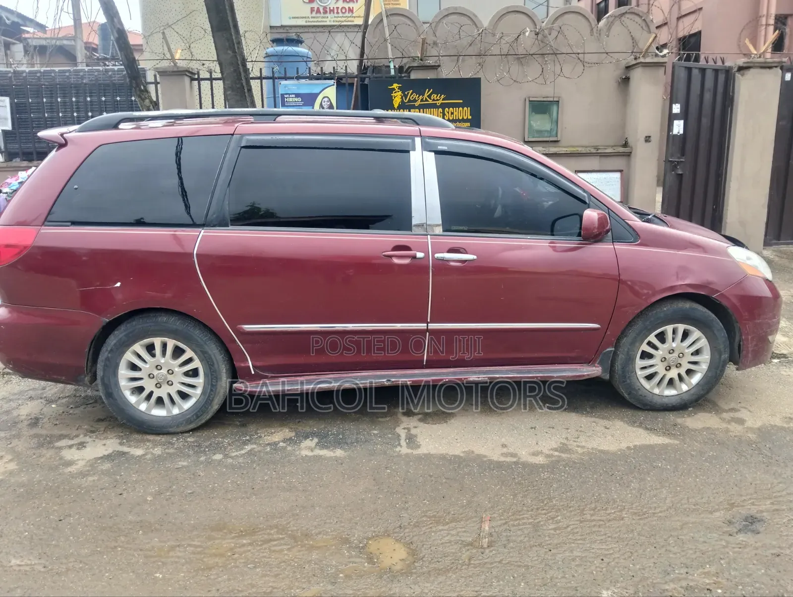 Toyota Sienna 2007 Red