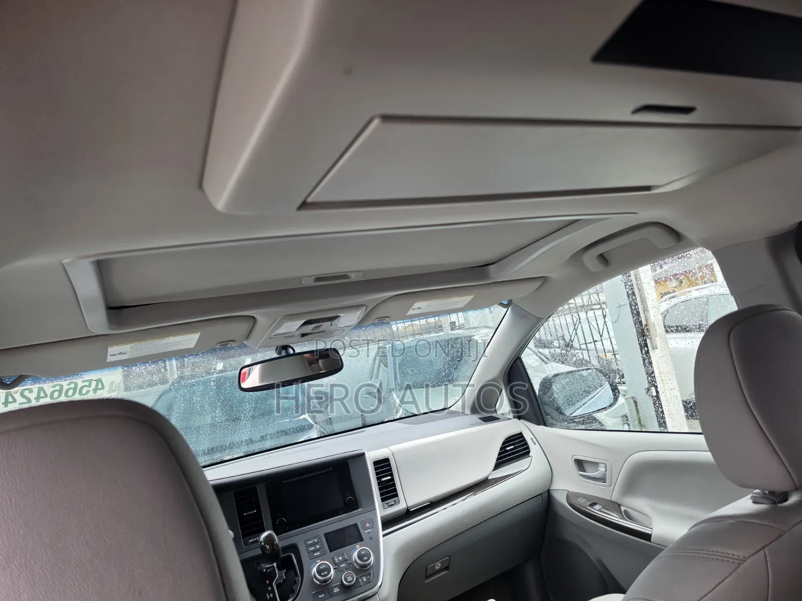 Toyota Sienna 2017 Blue