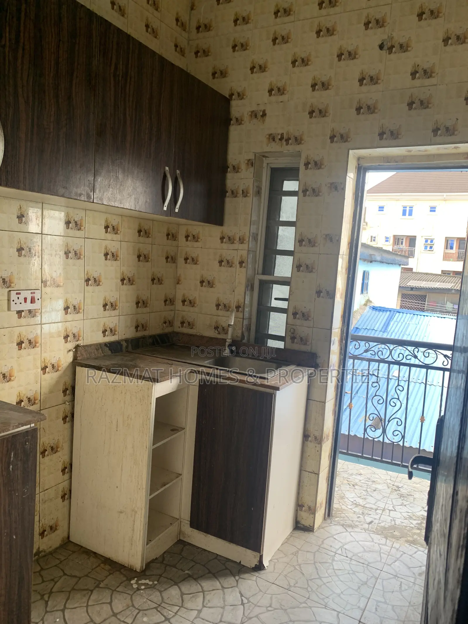 2bdrm Block of Flats in Kilo for rent