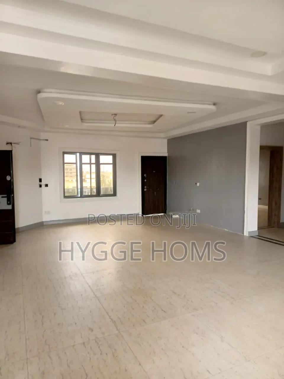 3bdrm Apartment in Off Ligali Ayorinde for rent