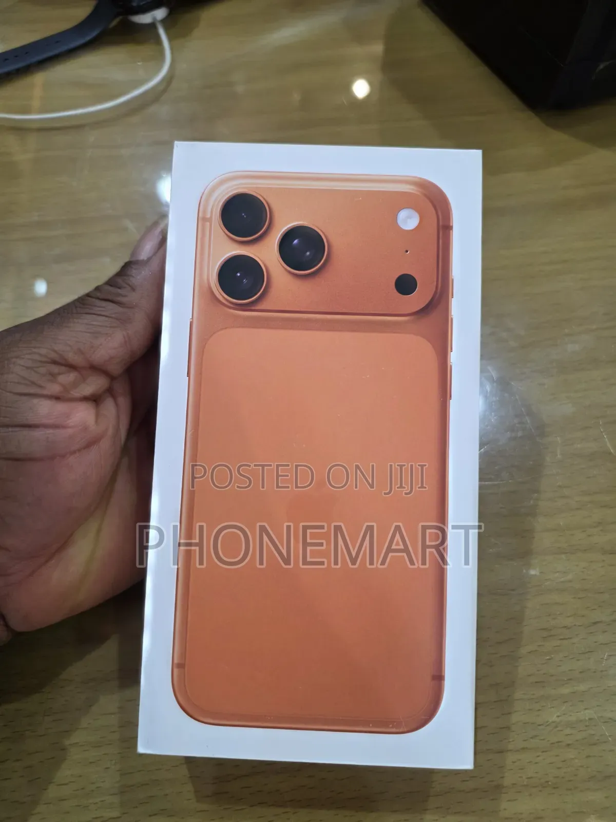 New Apple iPhone 17 Pro Max 256 GB Orange