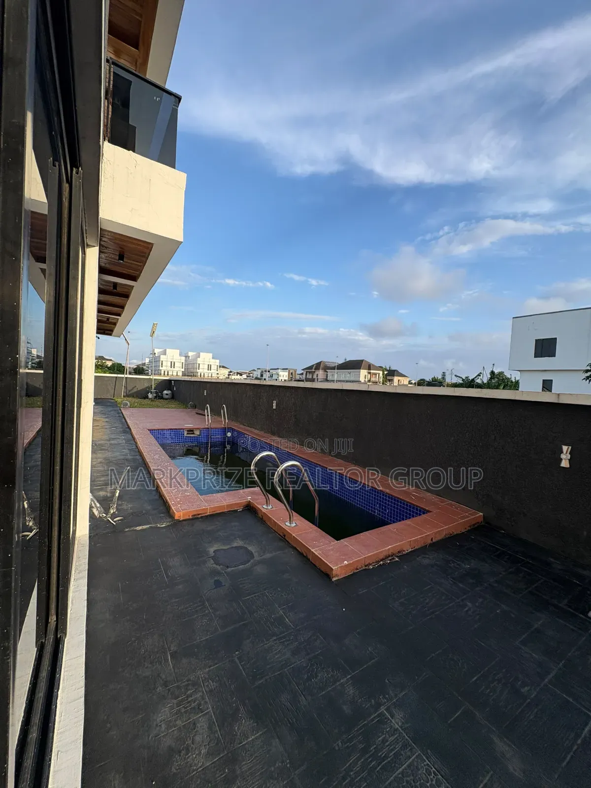 5bdrm Duplex in Royal Garden, VGC / Ajah for sale