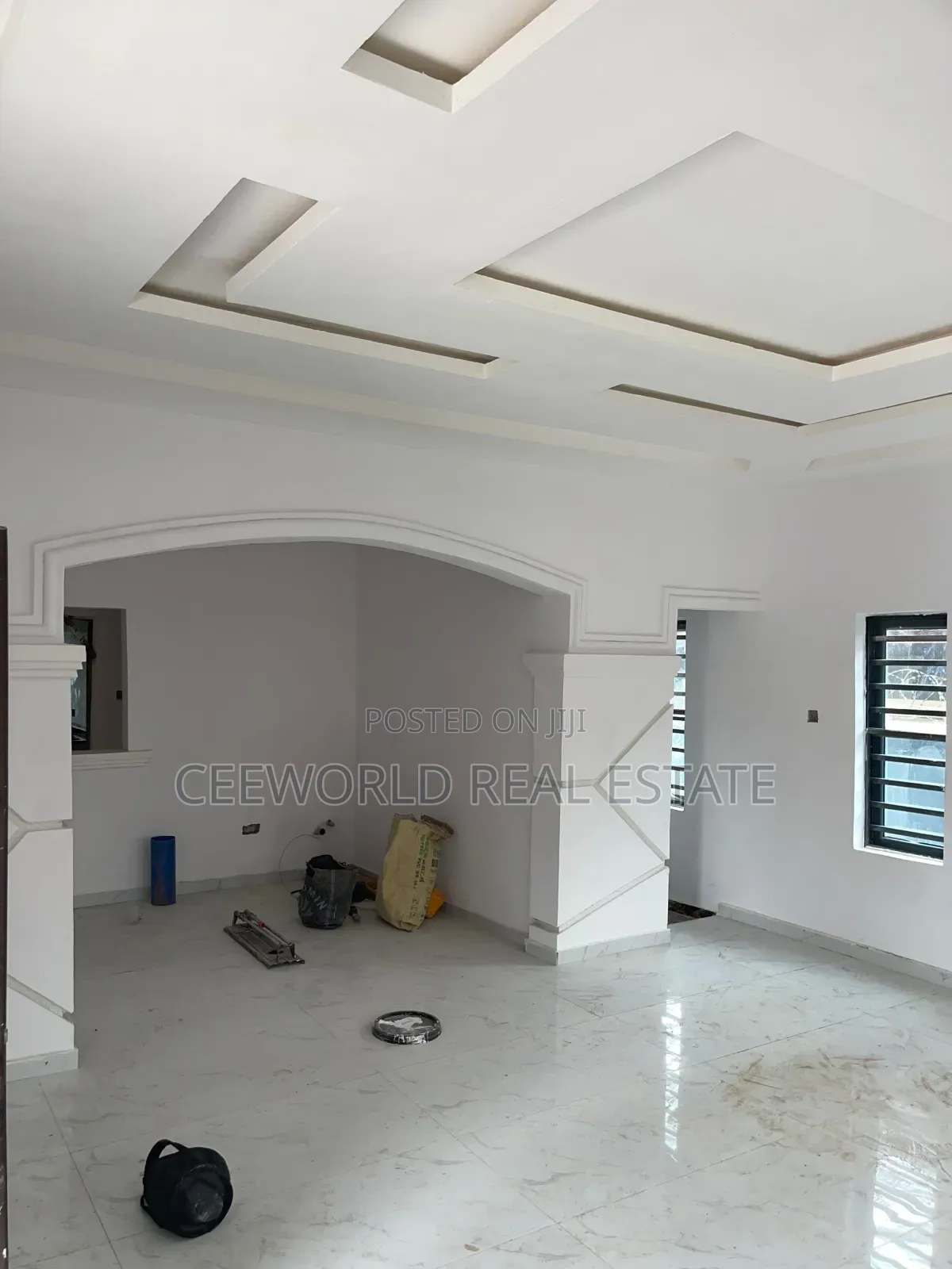 3bdrm Bungalow in Before Olakunle, Akala Express for sale