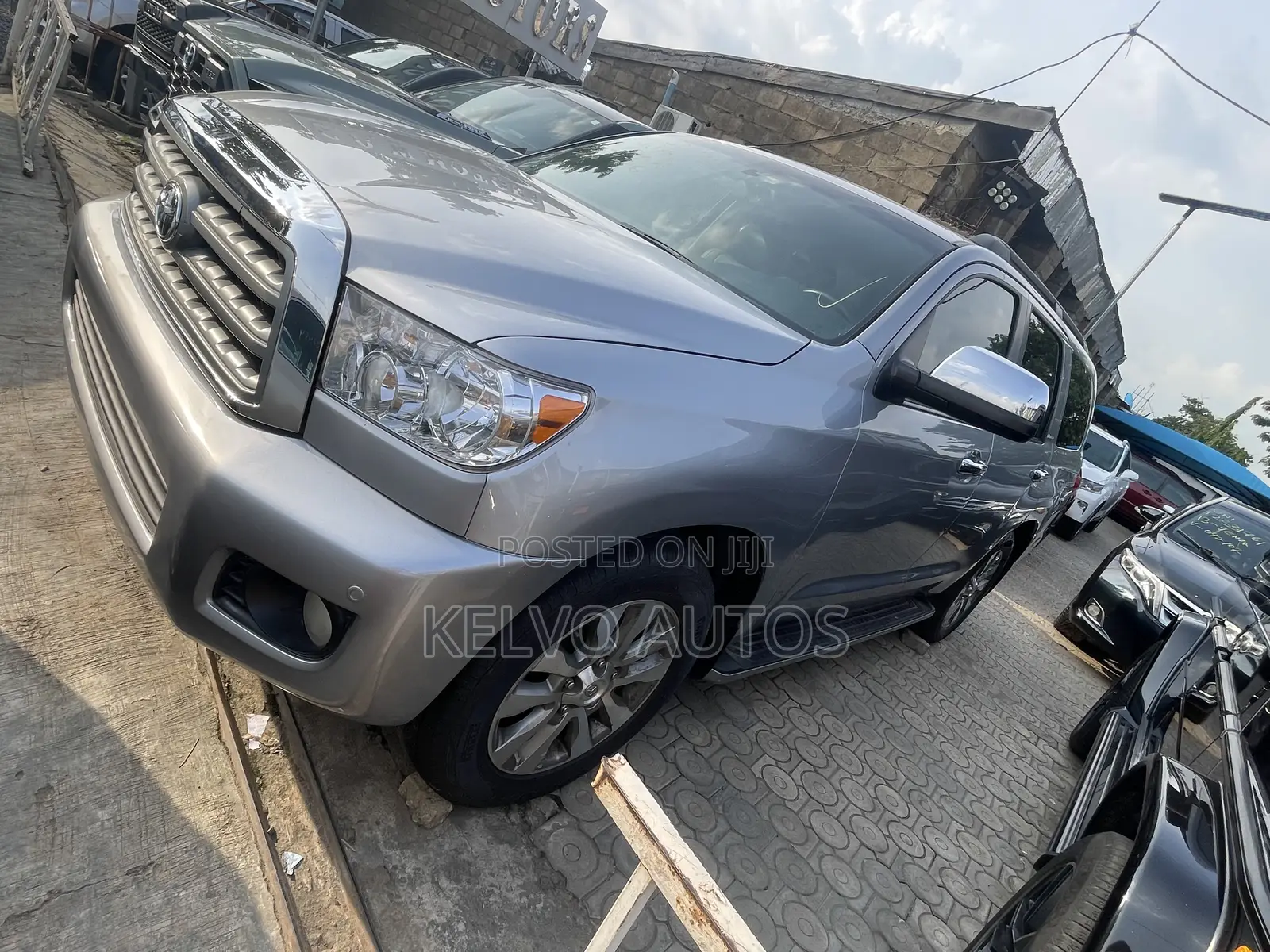 Toyota Sequoia 2010 Silver
