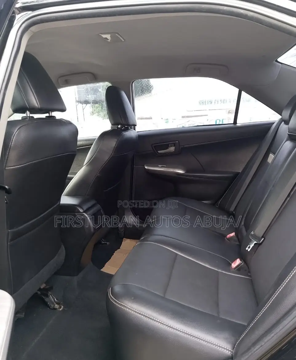 Toyota Camry SE 4dr Sedan (2.5L 4cyl 6A) 2013 Black