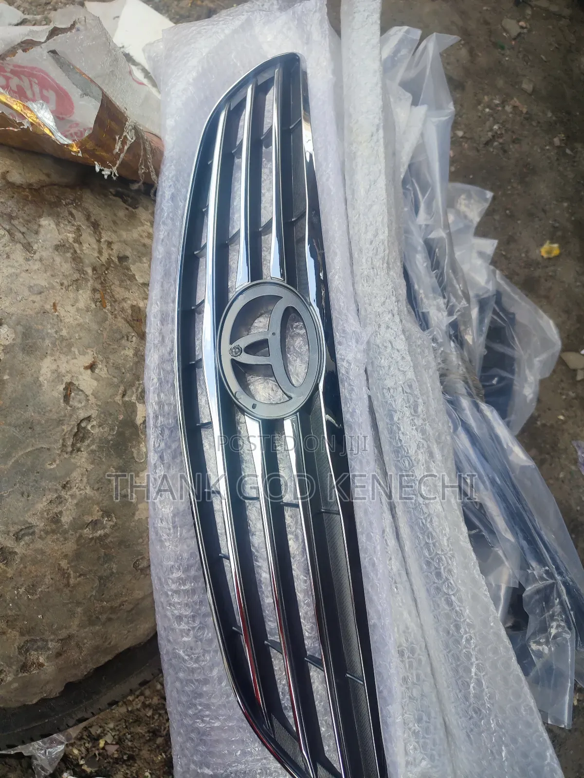 Front Grille Camry 2003/2006 Model