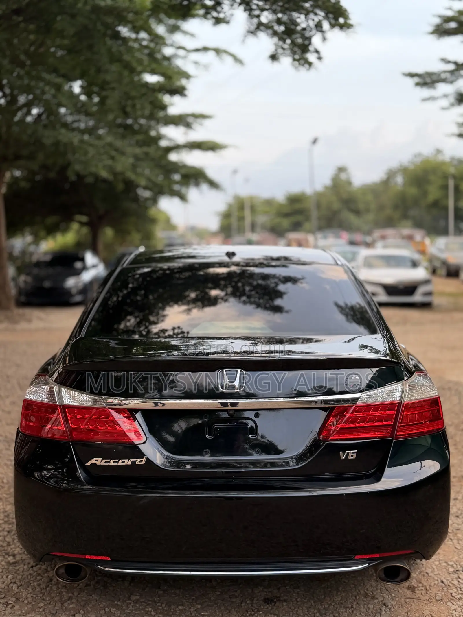 Honda Accord EX-L V-6 4dr Sedan w/Navigation (3.5L 6cyl 6A) 2014 Black