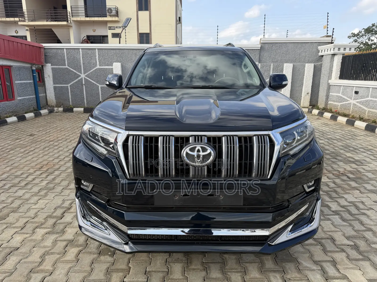 Toyota Land Cruiser Prado 4.0 2023 Black