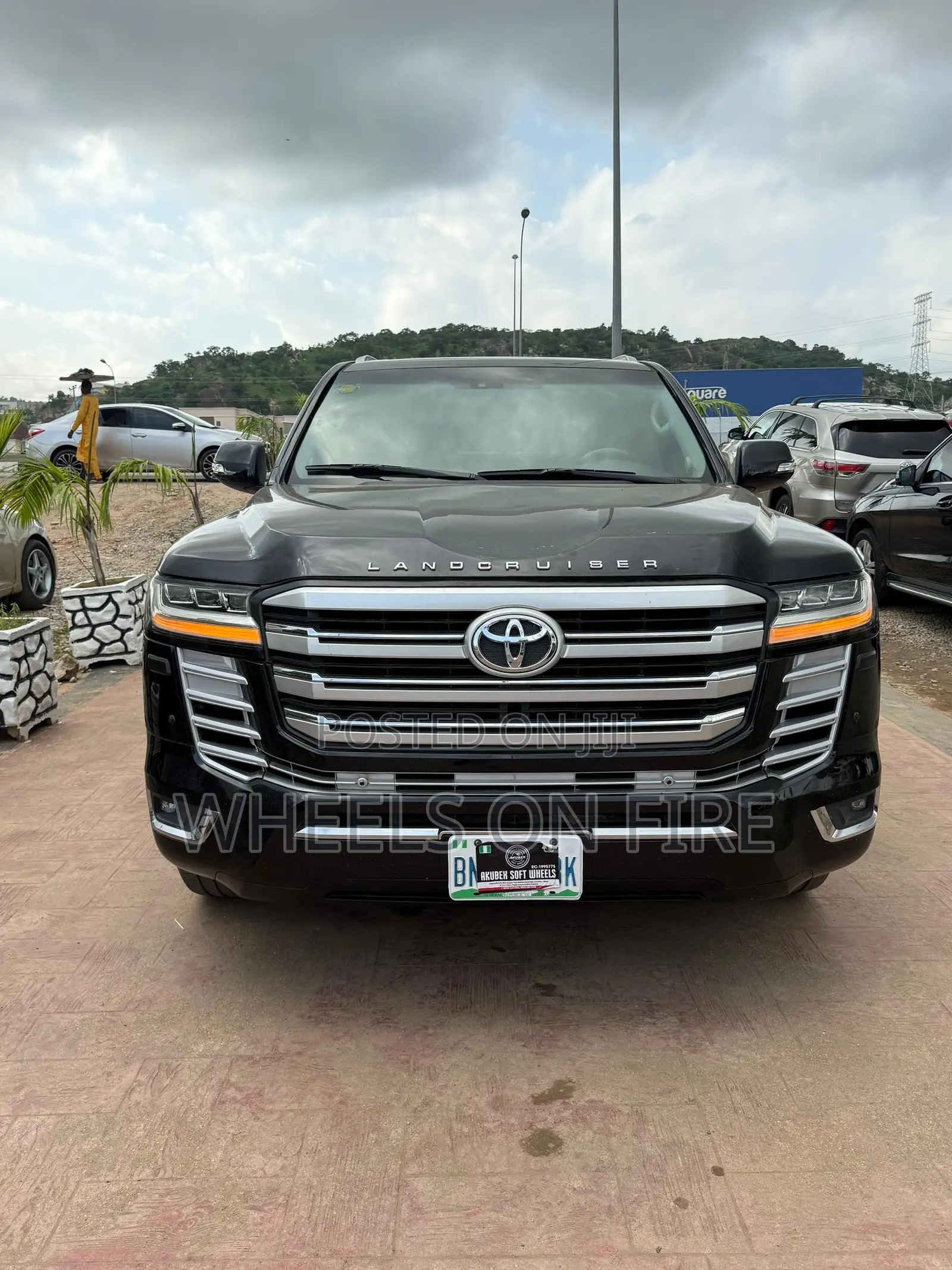 Toyota Land Cruiser Prado 2.4 Petrol 2024 Black