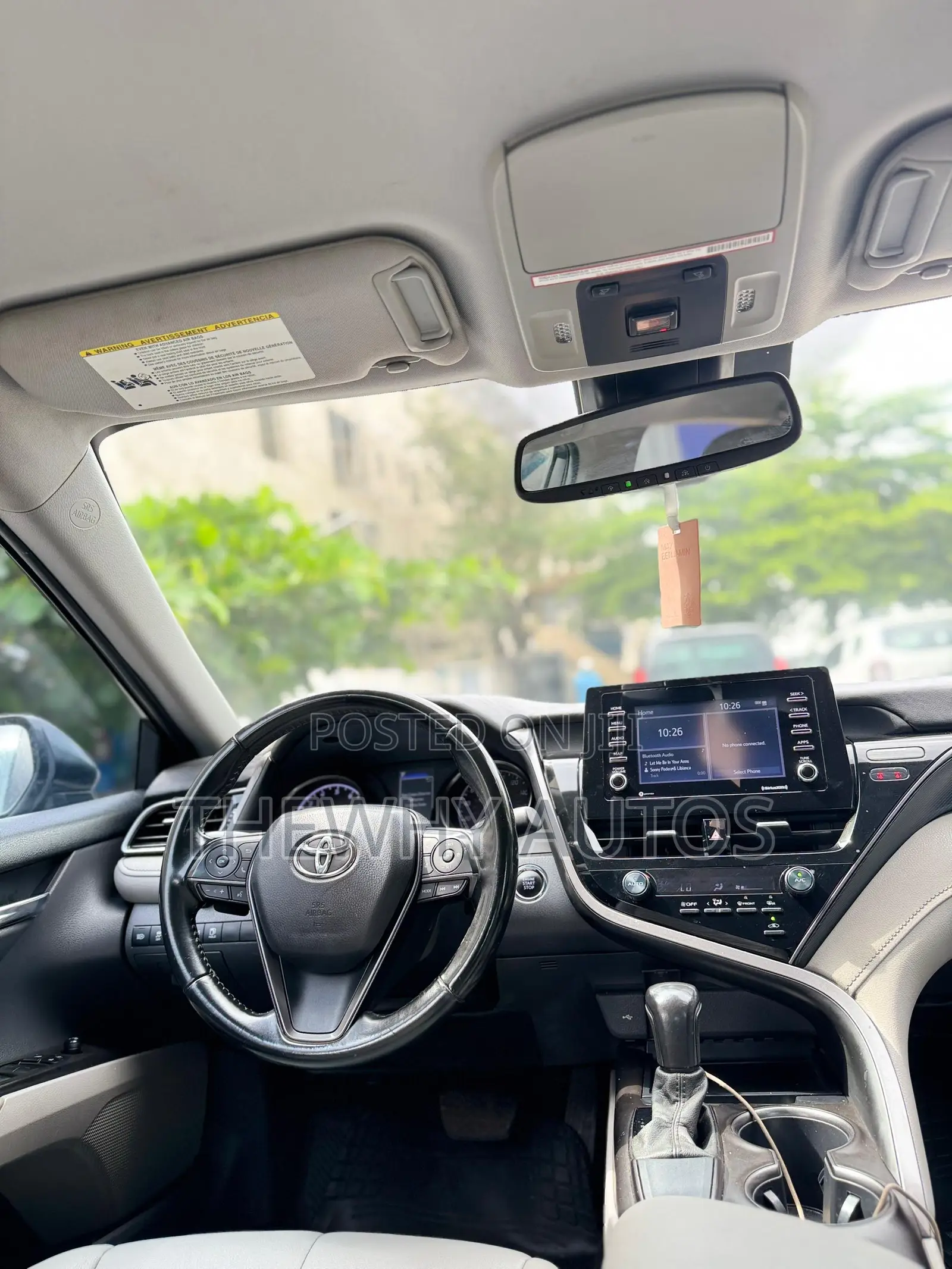 Toyota Camry SE 2021 Gray