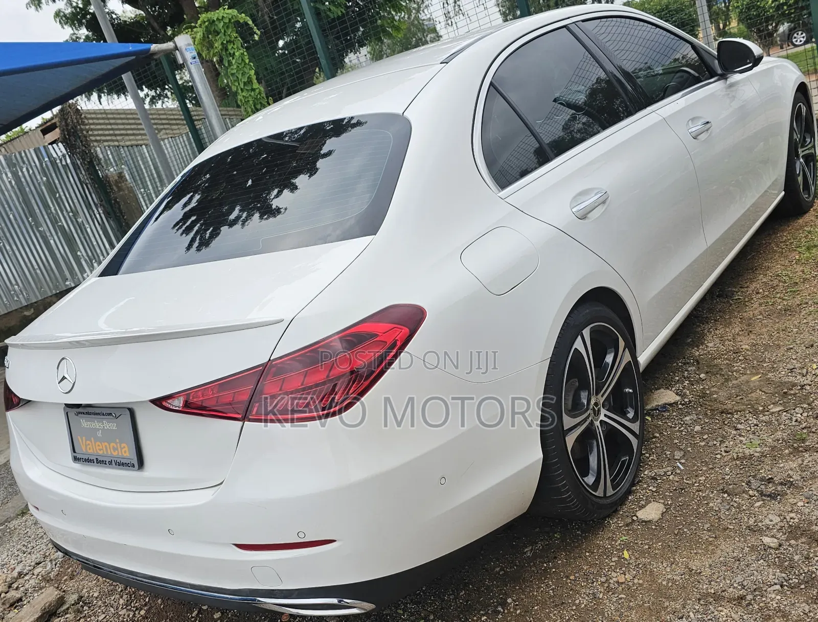 Mercedes-Benz C300 2024 White