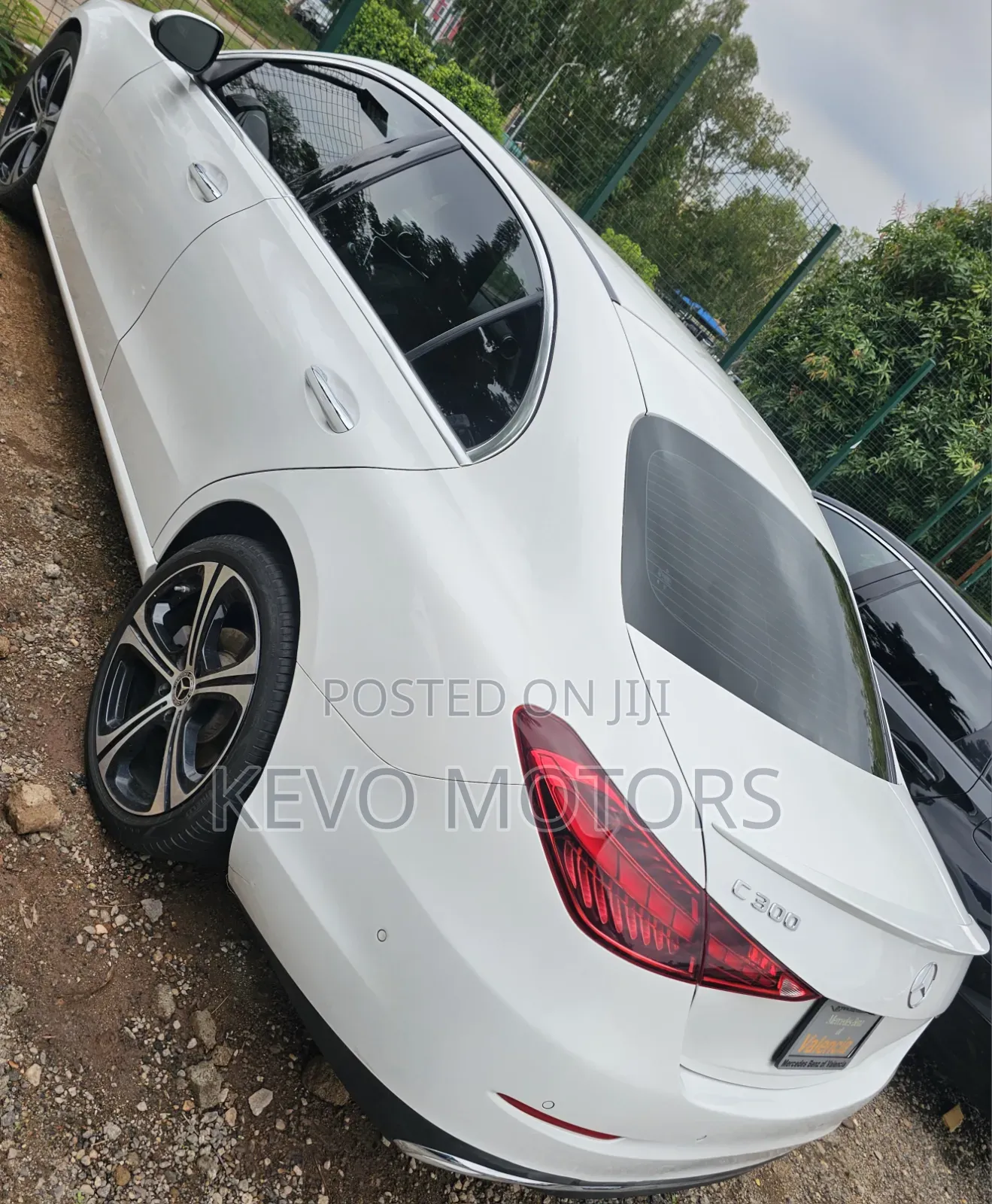 Mercedes-Benz C300 2024 White