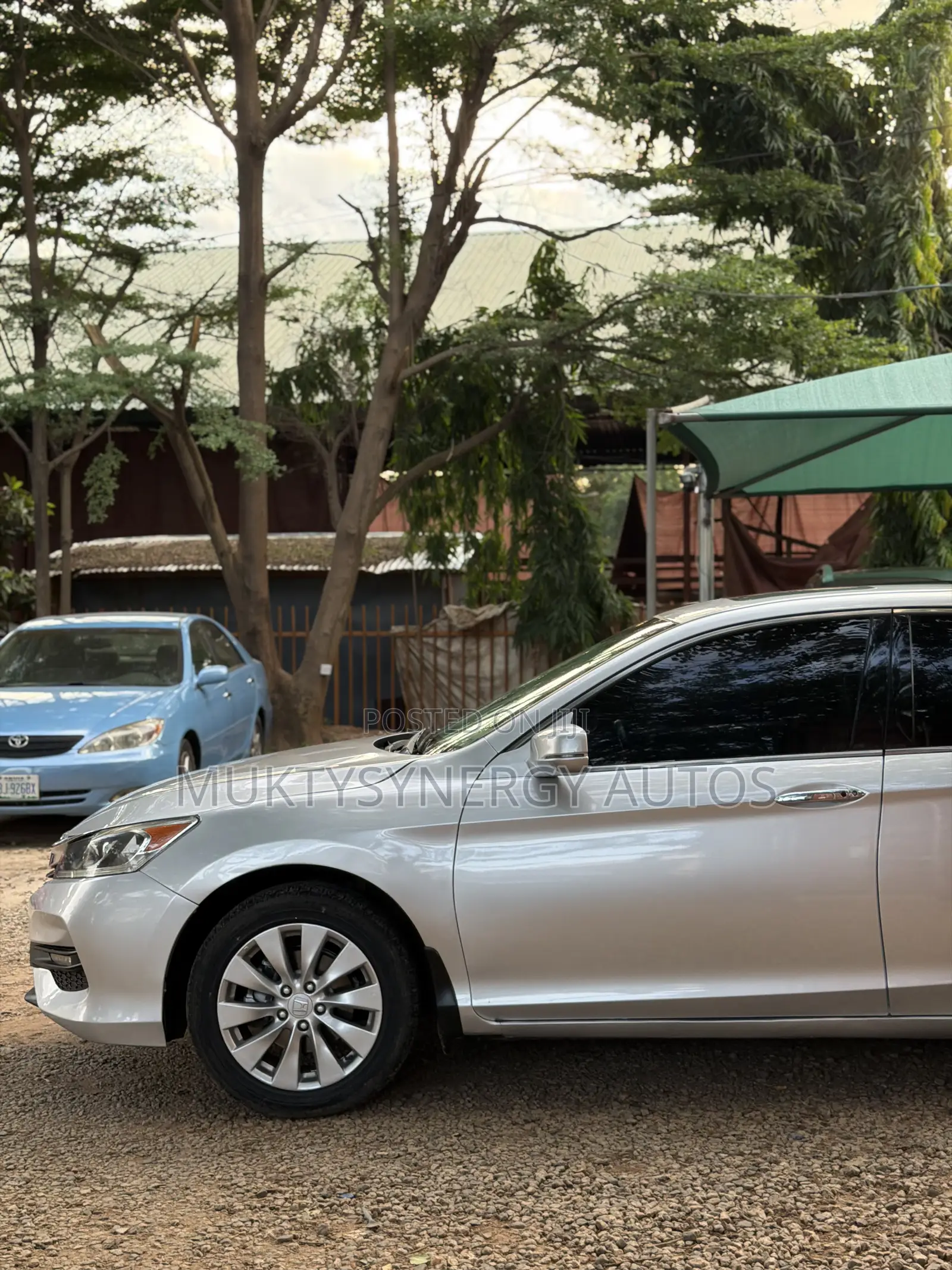 Honda Accord EX-L V-6 4dr Sedan FWD (3.5L 6cyl 6A) 2013 Silver