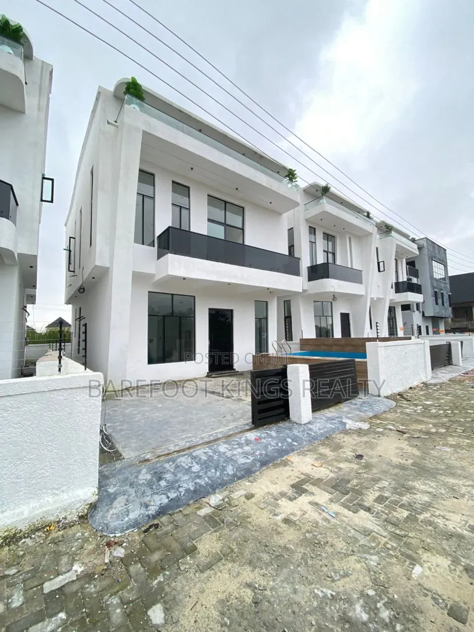 4bdrm Duplex in Abijo for sale