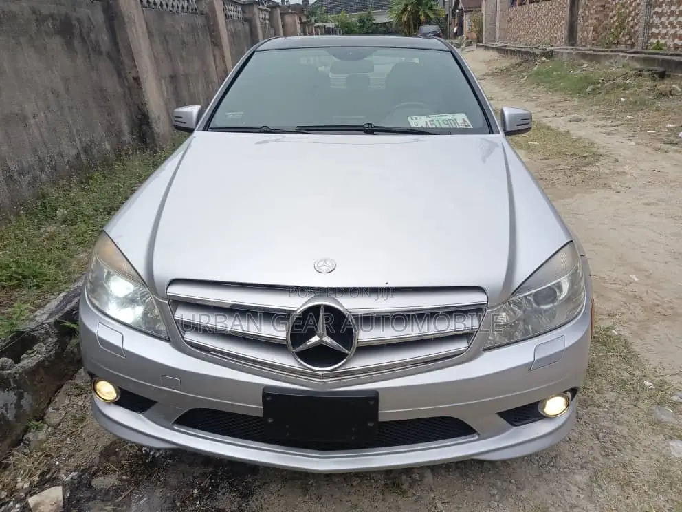 Mercedes-Benz C300 Sport 4Matic Sedan AWD (3.0L 6cyl 7A) 2010 Silver