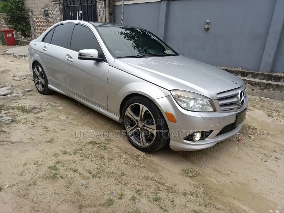 Mercedes-Benz C300 Sport 4Matic Sedan AWD (3.0L 6cyl 7A) 2010 Silver