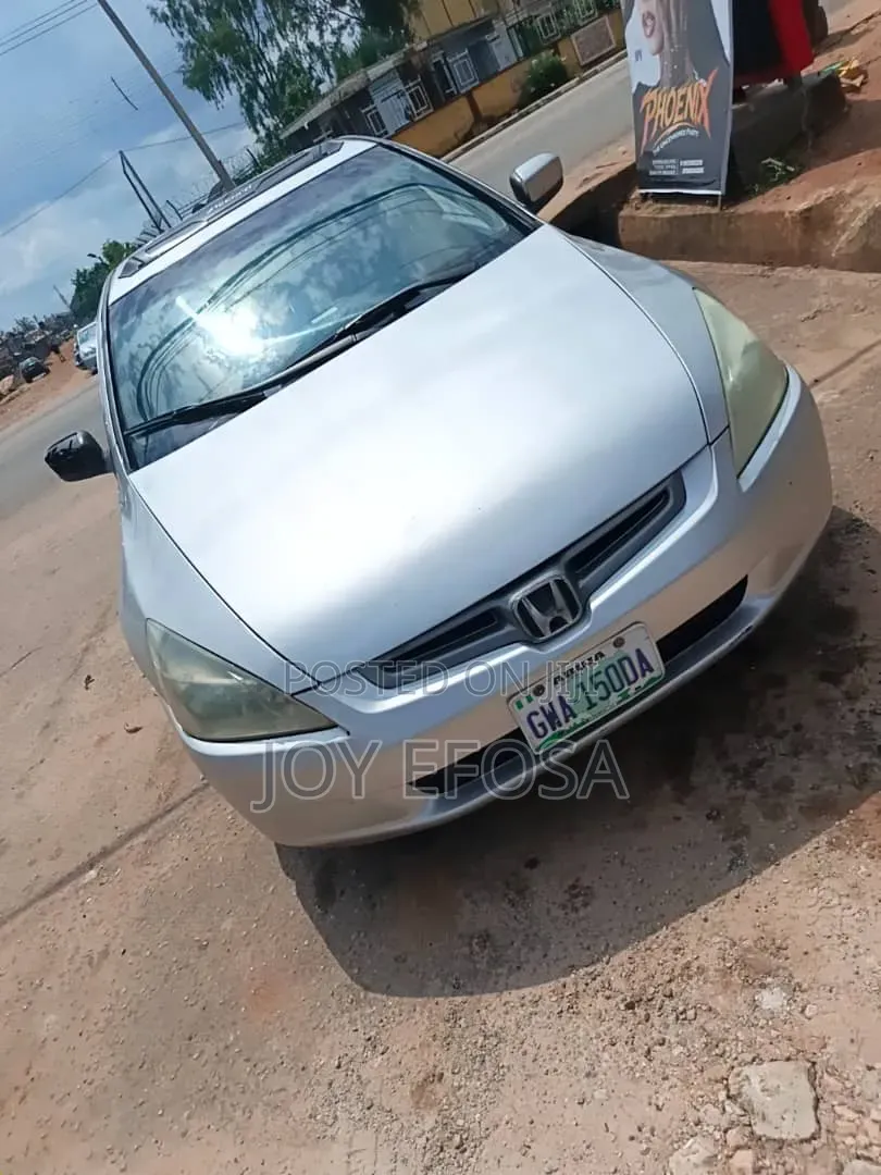 Honda Accord 2003 Silver
