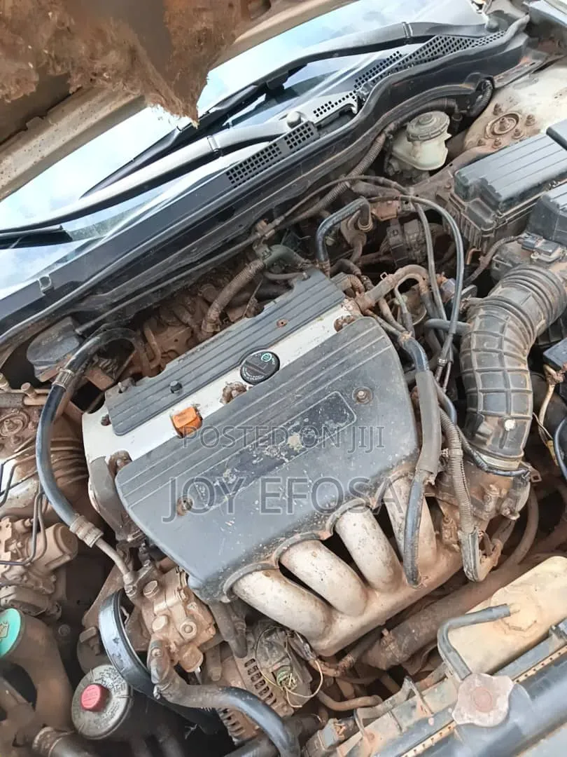 Honda Accord 2003 Silver