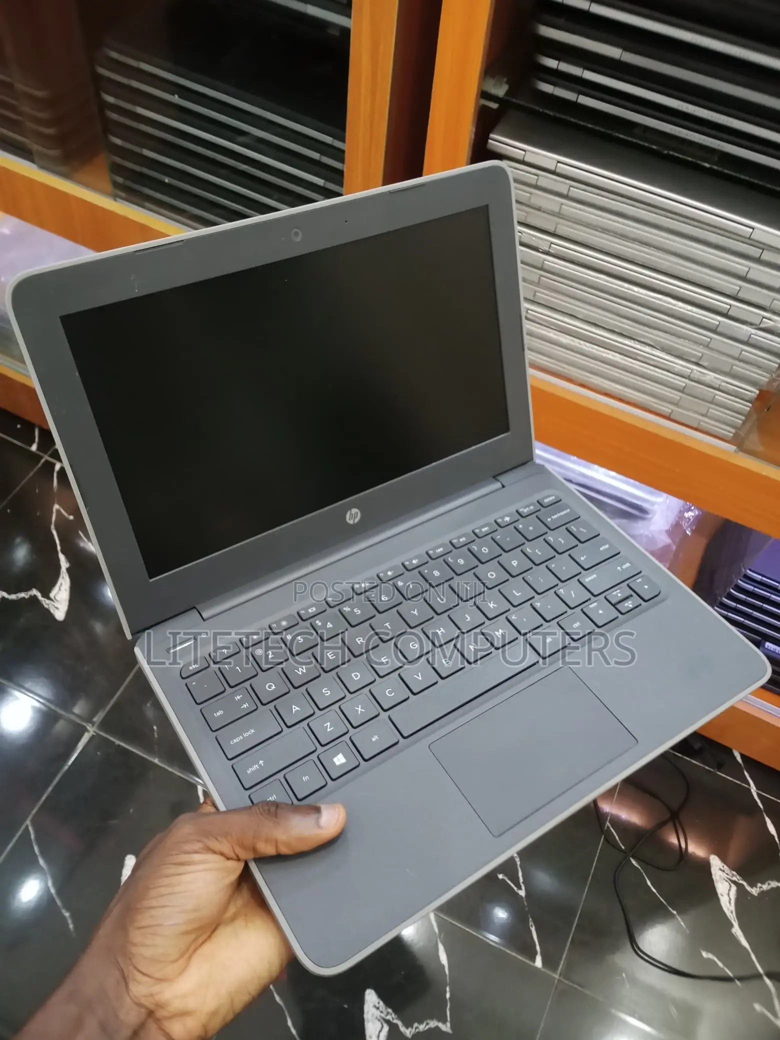 Laptop HP Stream 11 Pro G4 EE 4GB Intel Celeron SSD 128GB