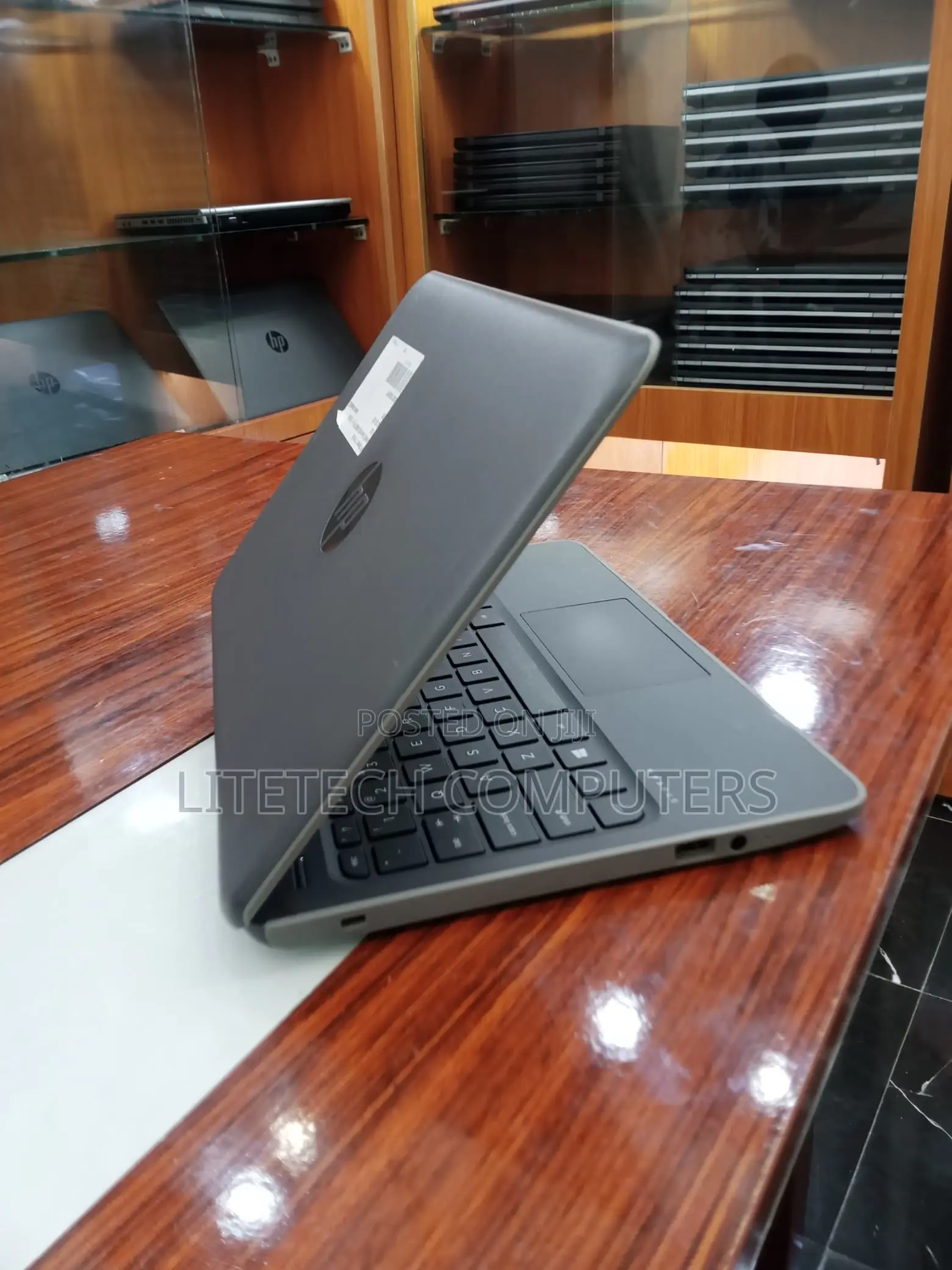 Laptop HP Stream 11 Pro G4 EE 4GB Intel Celeron SSD 128GB