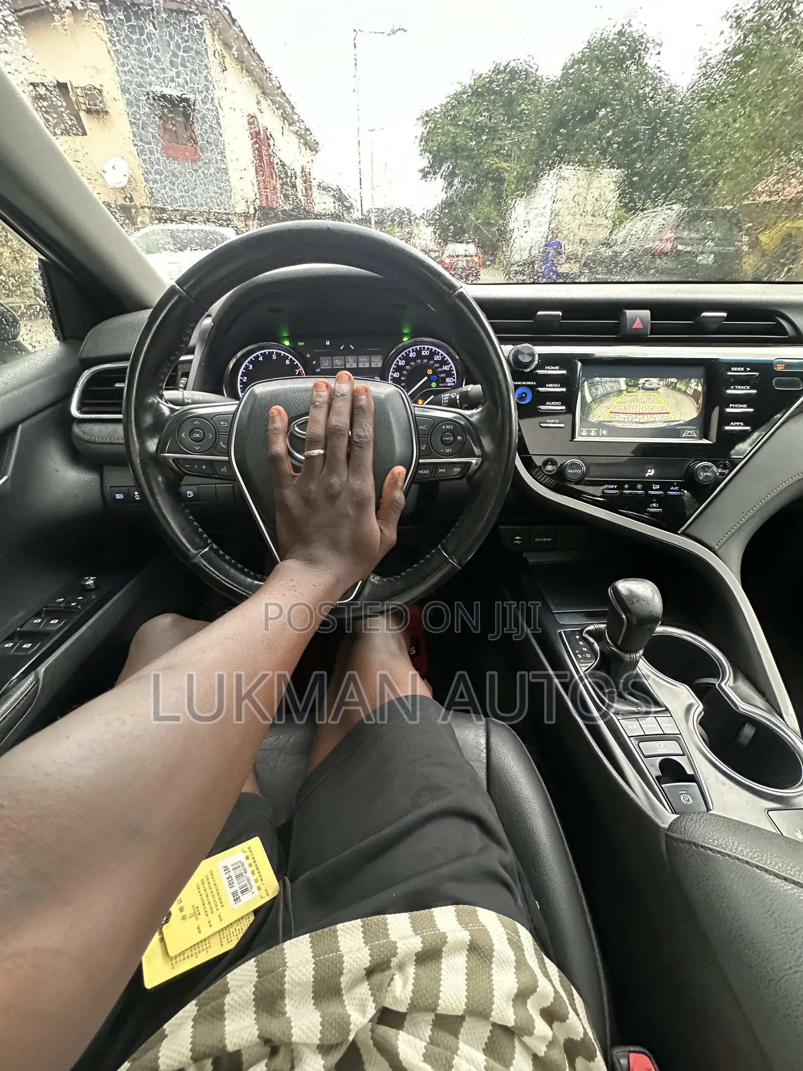 Toyota Camry XLE FWD (2.5L 4cyl 8AM) 2018 Black