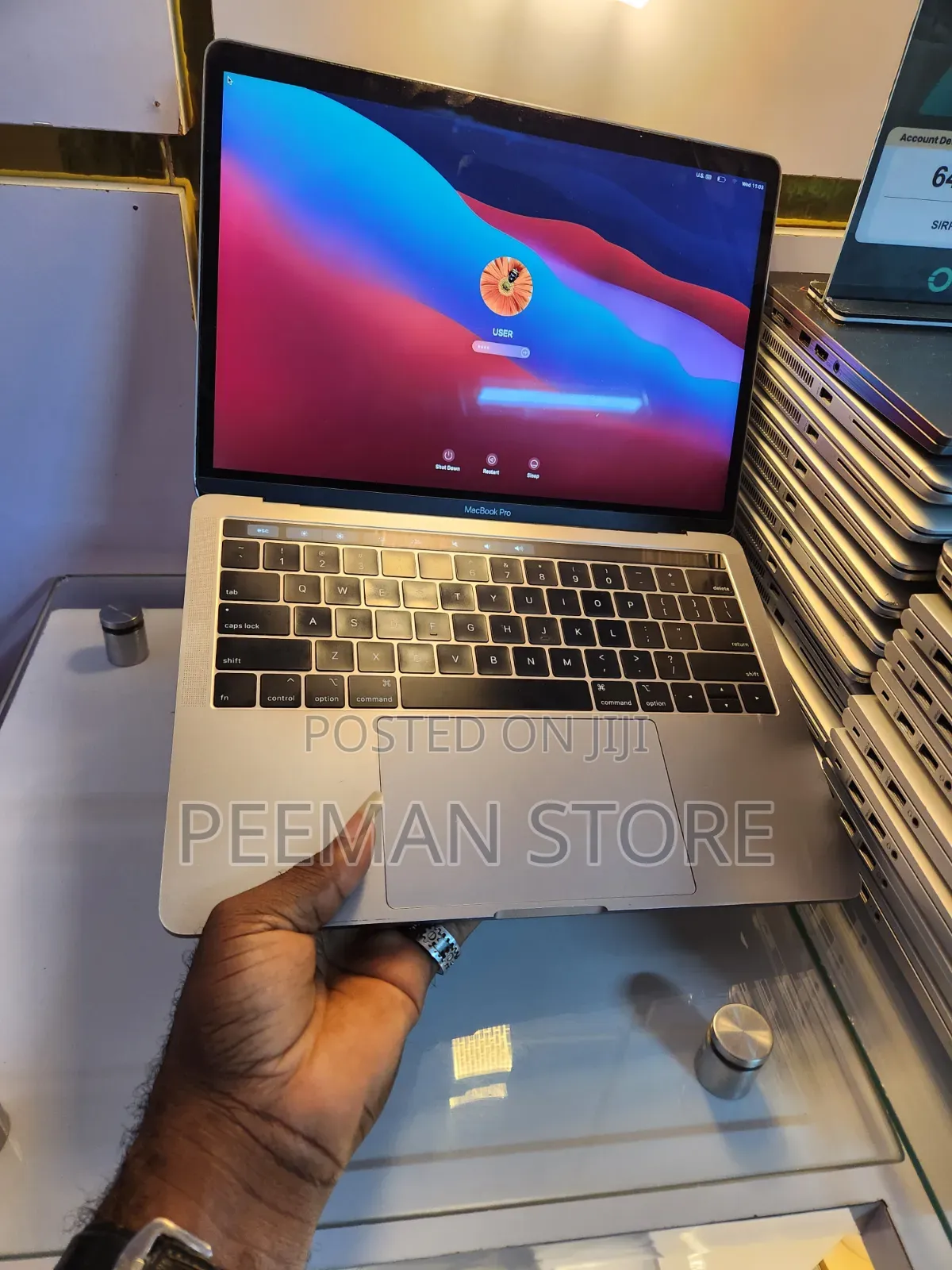 Laptop Apple MacBook Pro 2019 16GB Intel Core i5 SSD 512GB