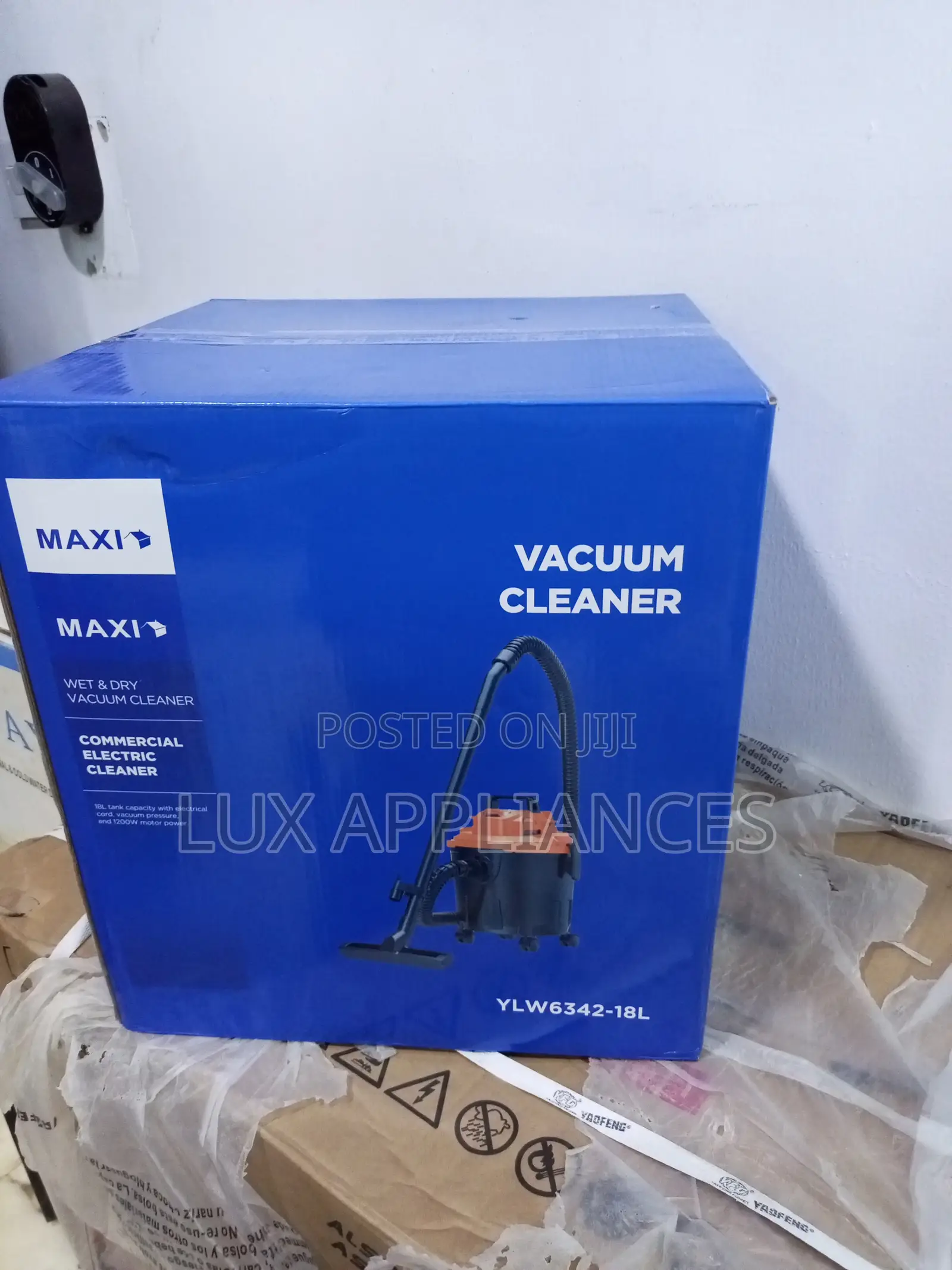 Wet Dry Floor Vacuum Cleaner