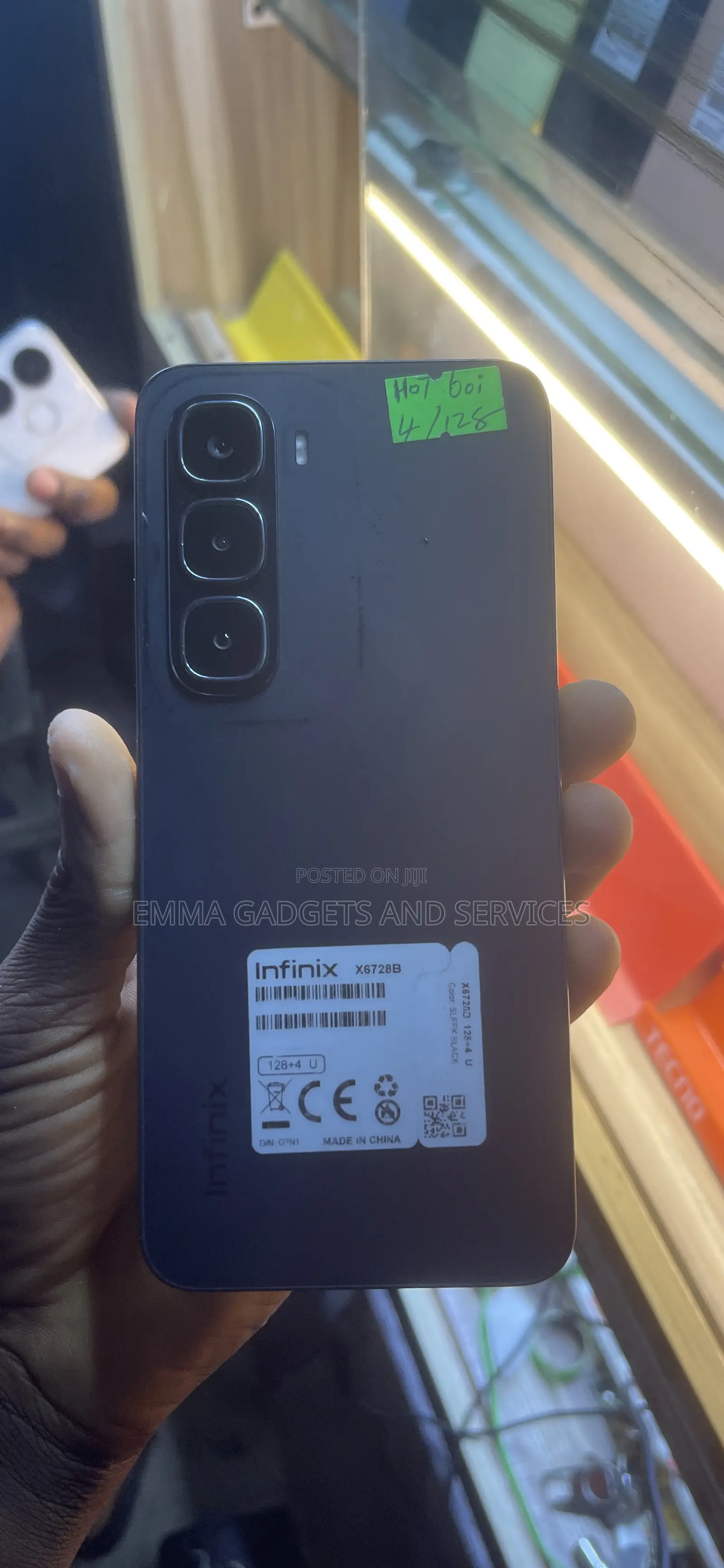 New Infinix Hot 60i 128 GB Black