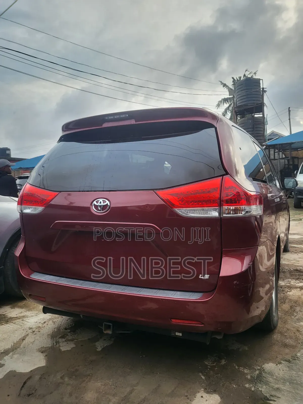 Toyota Sienna XLE 7 Passenger Mobility 2012 Red