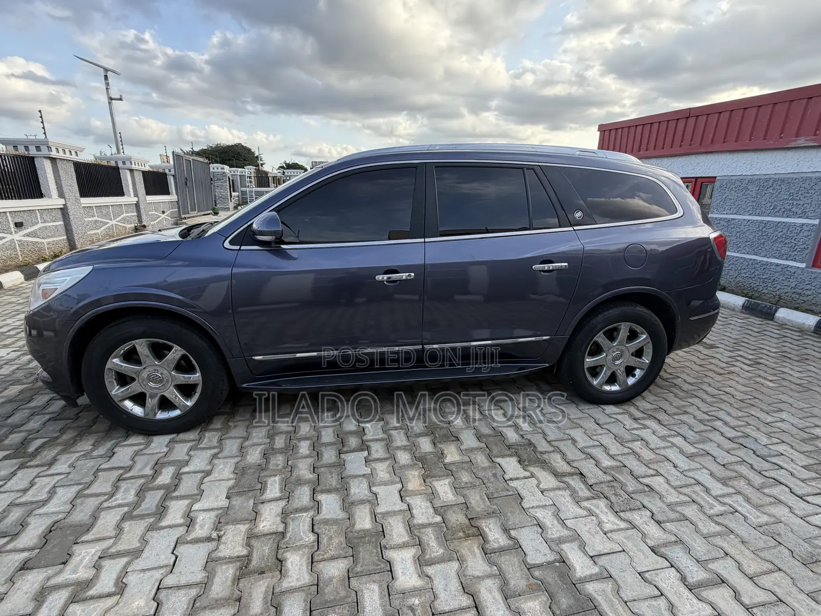 Buick Enclave Premium Group 4dr SUV AWD (3.6L 6cyl 6A) 2014 Purple