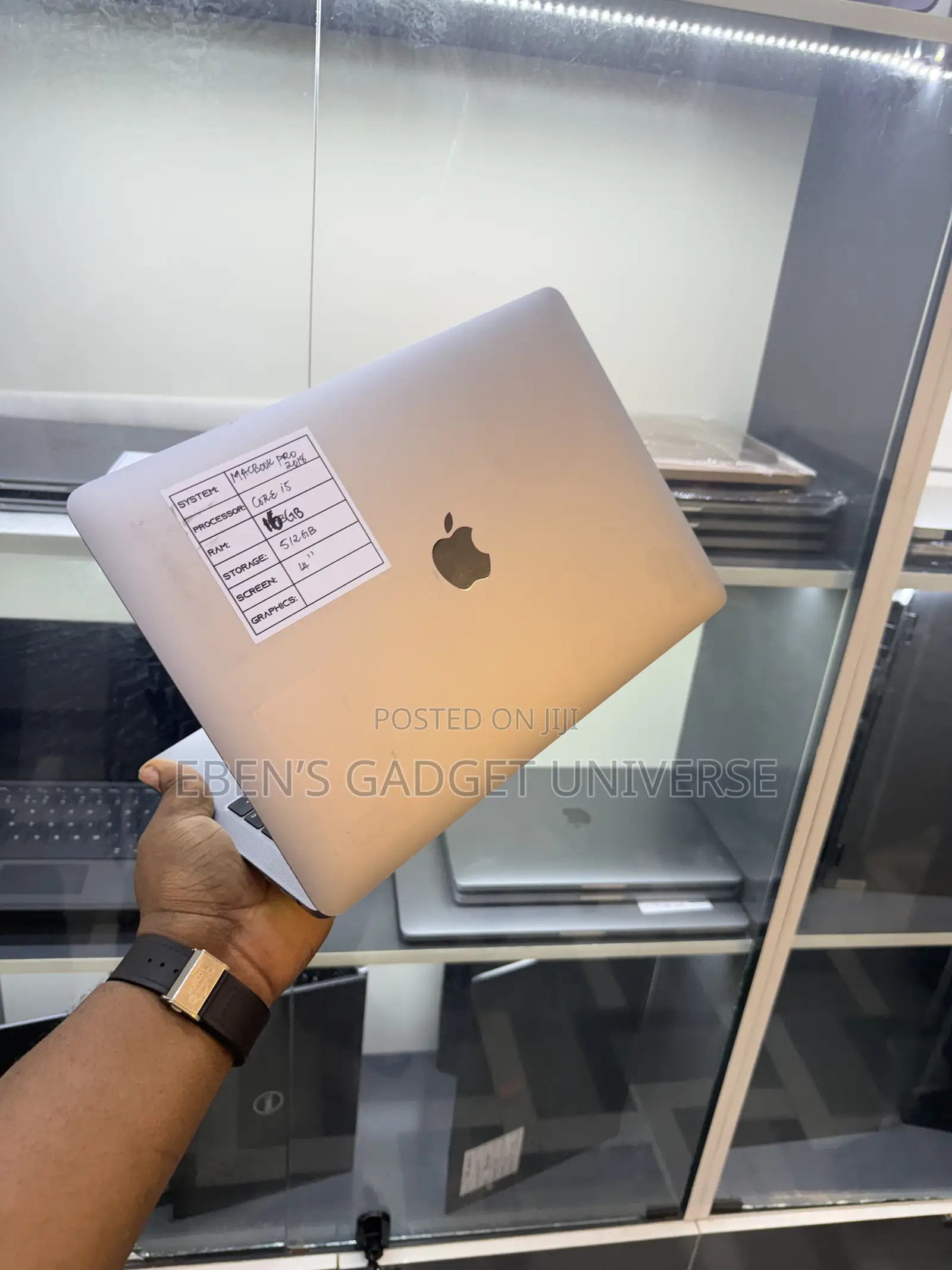 Laptop Apple MacBook Pro 2018 16GB Intel Core i5 SSD 512GB