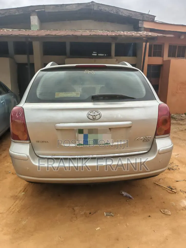 Toyota Avensis 2007 Silver