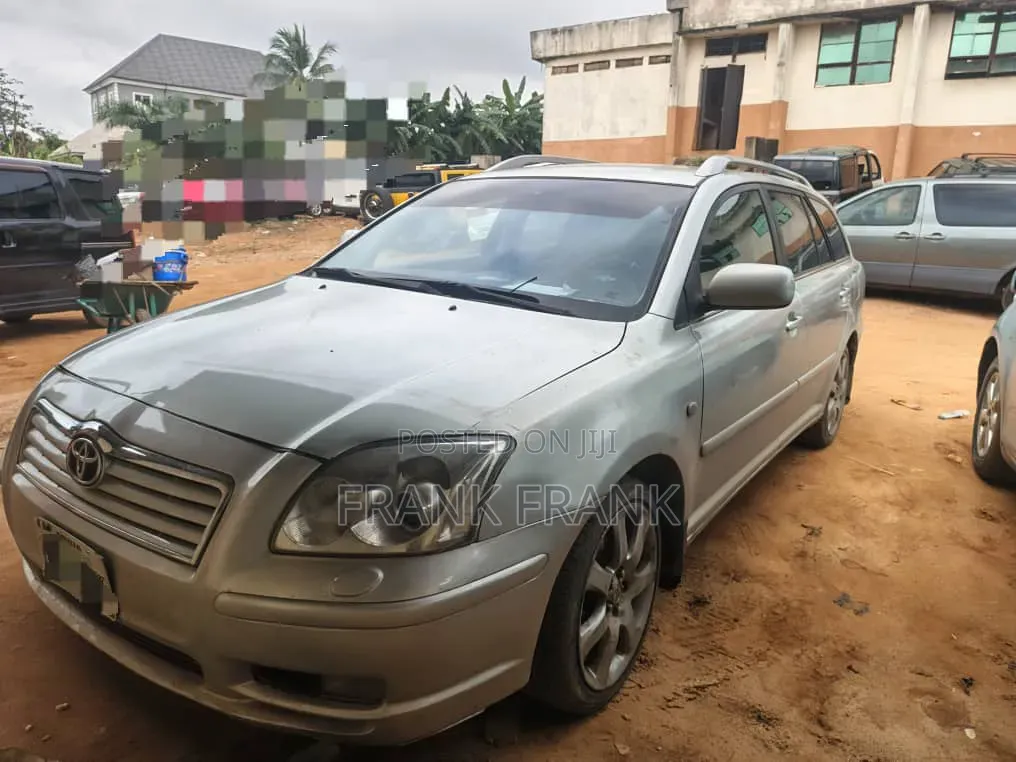 Toyota Avensis 2007 Silver