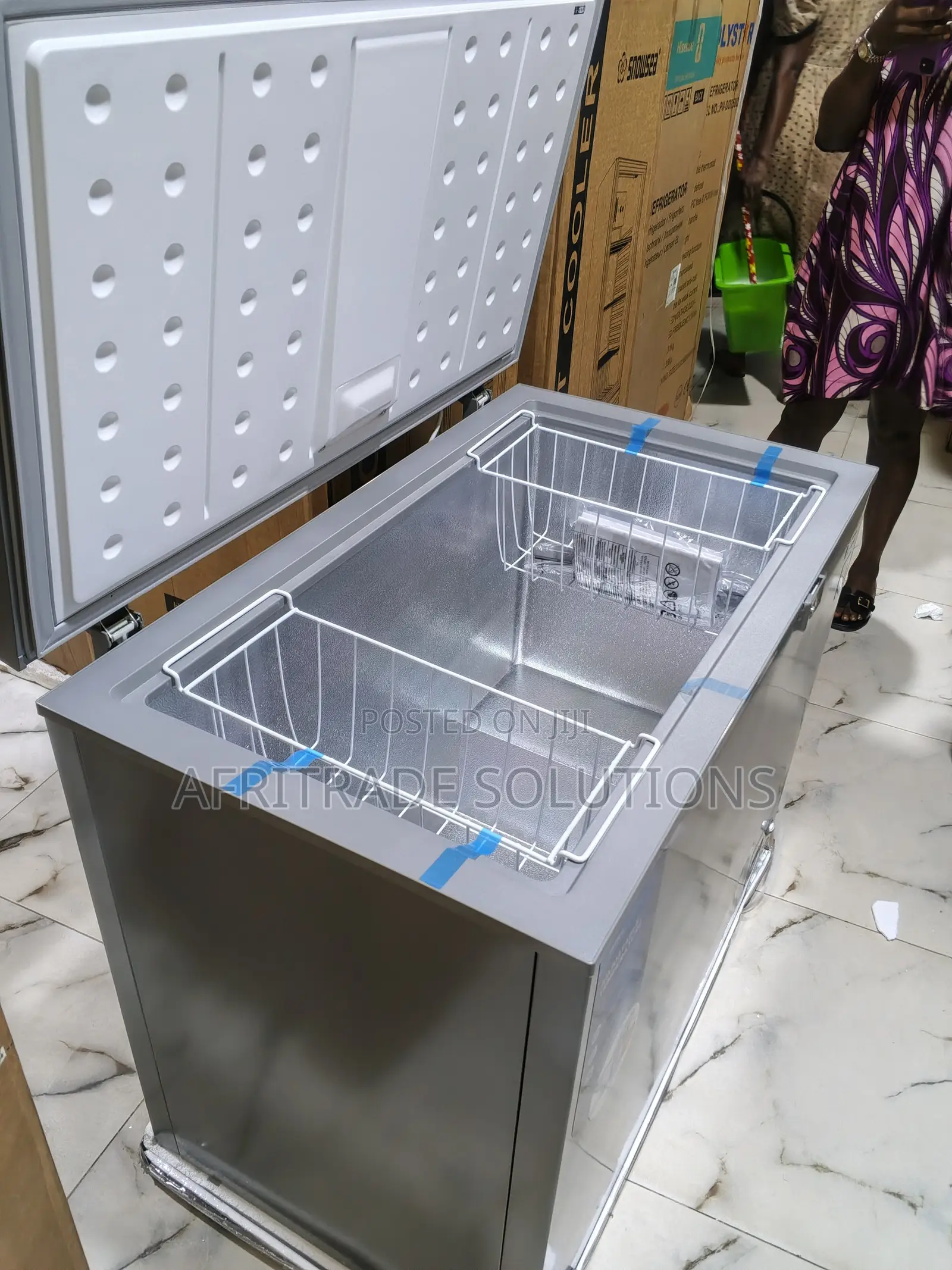 Midea 250 Litres Chest Freezer Mdrc34sfzg43 – Commercial Use
