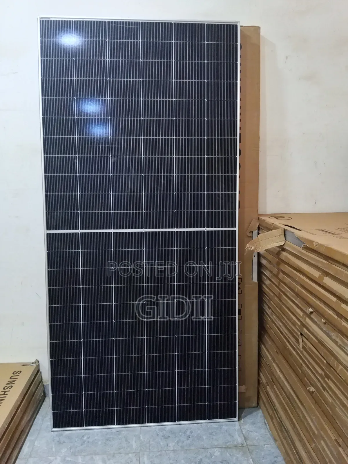 The Sunshine Solar 650w Monocrystalline Panel