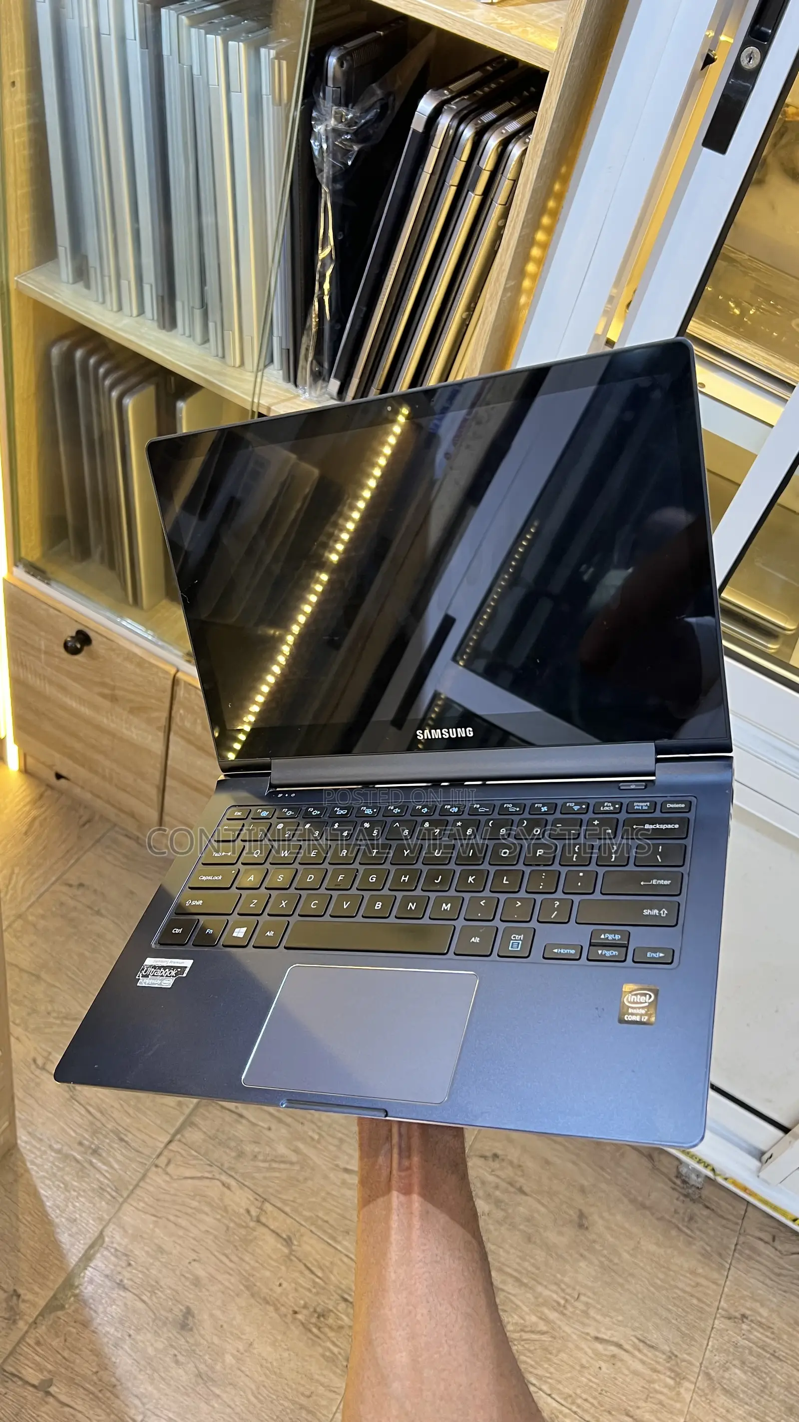 Laptop Samsung NP900X4D 8GB Intel Core i7 SSD 128GB