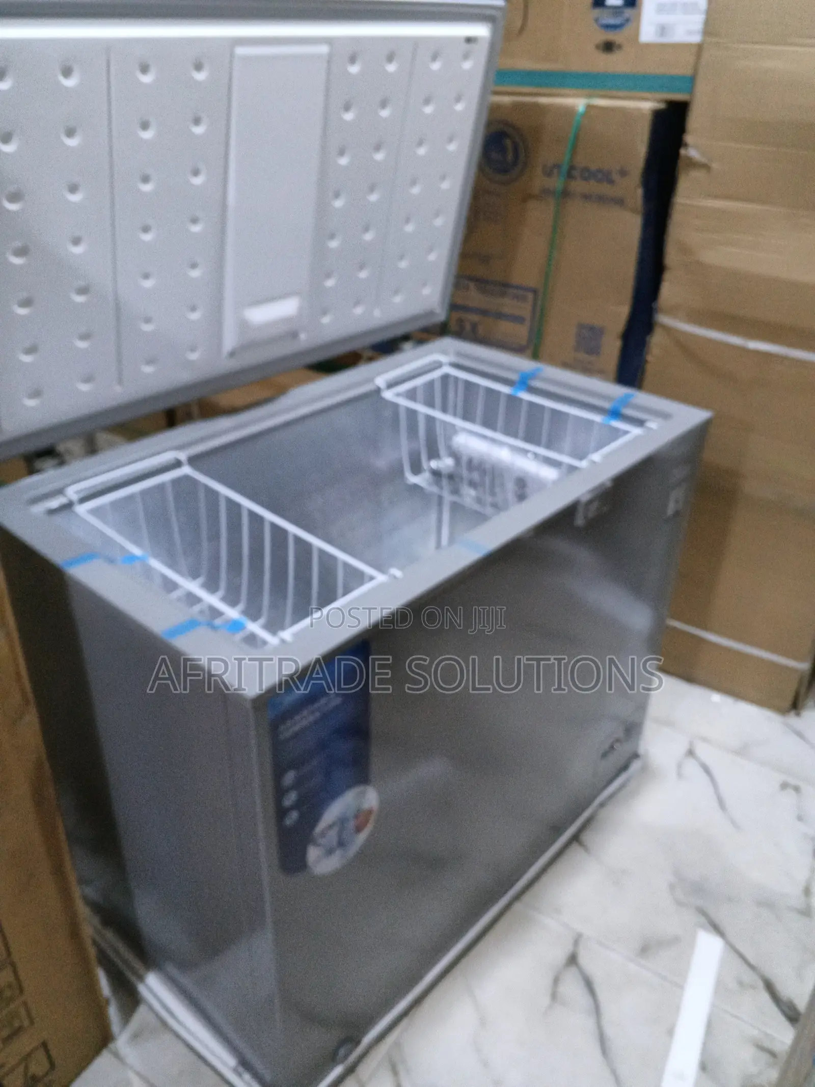 Midea 250l Chest Freezer Mdrc34sfzg43 – Efficient Performance