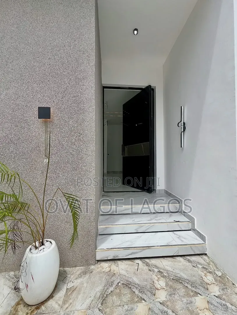 4bdrm Duplex in Lekki Palm City, Ado / Ajah for sale