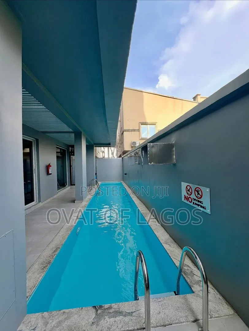 2bdrm Apartment in Lekki Phase 1 for sale