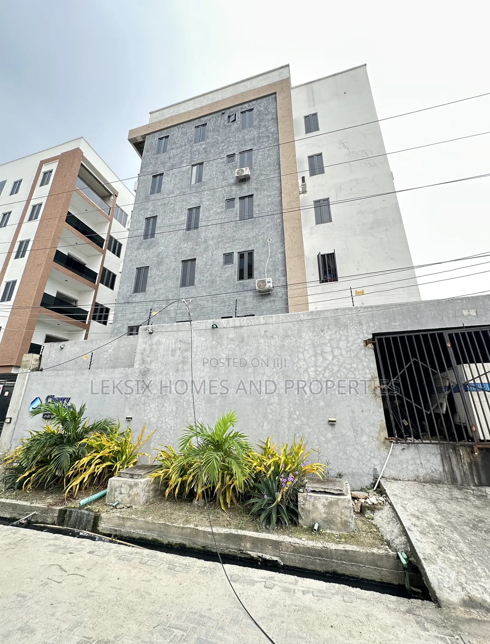 3bdrm Apartment in A Well Secured, Ikate for sale