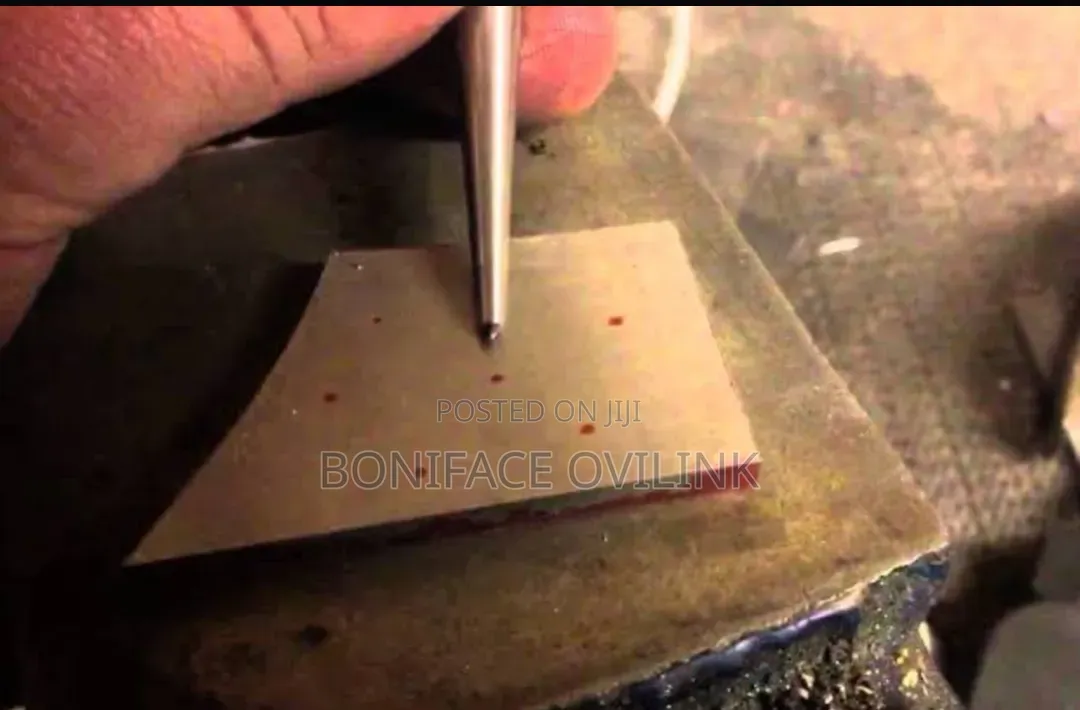 Centre Punch