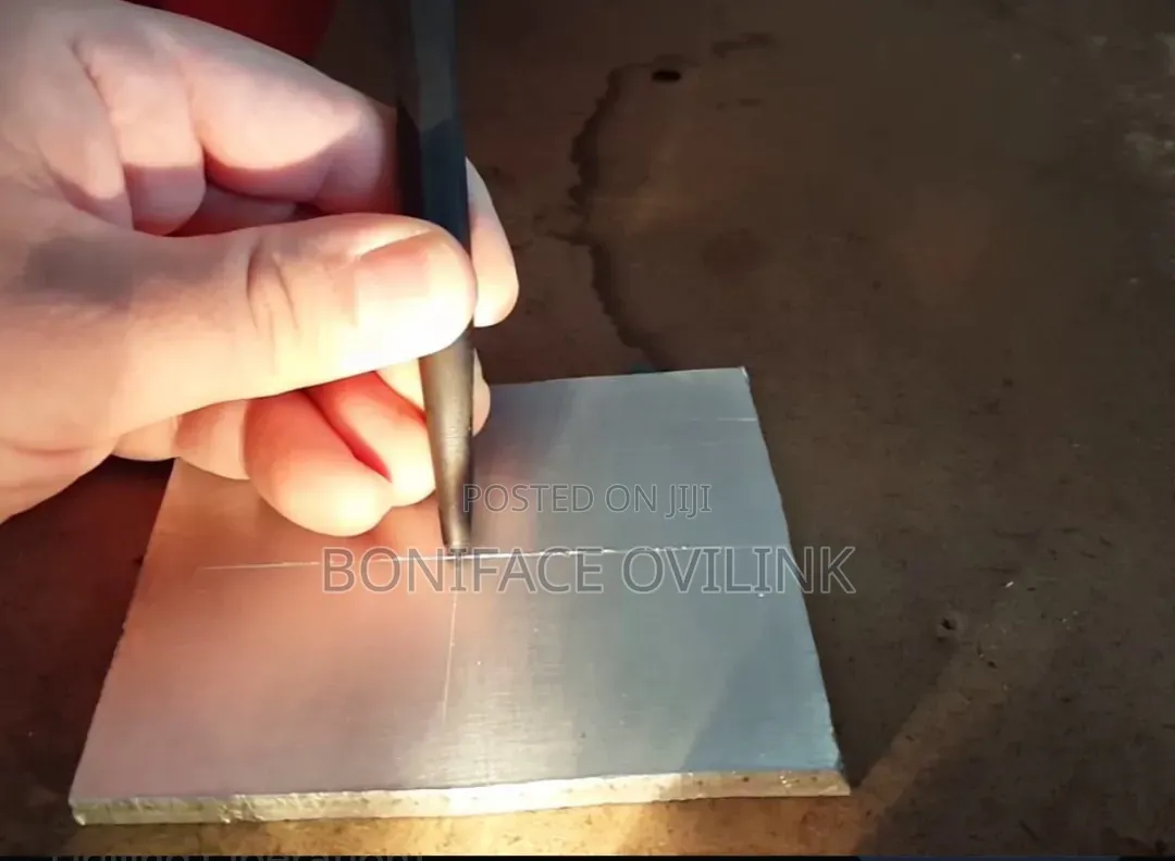 Centre Punch